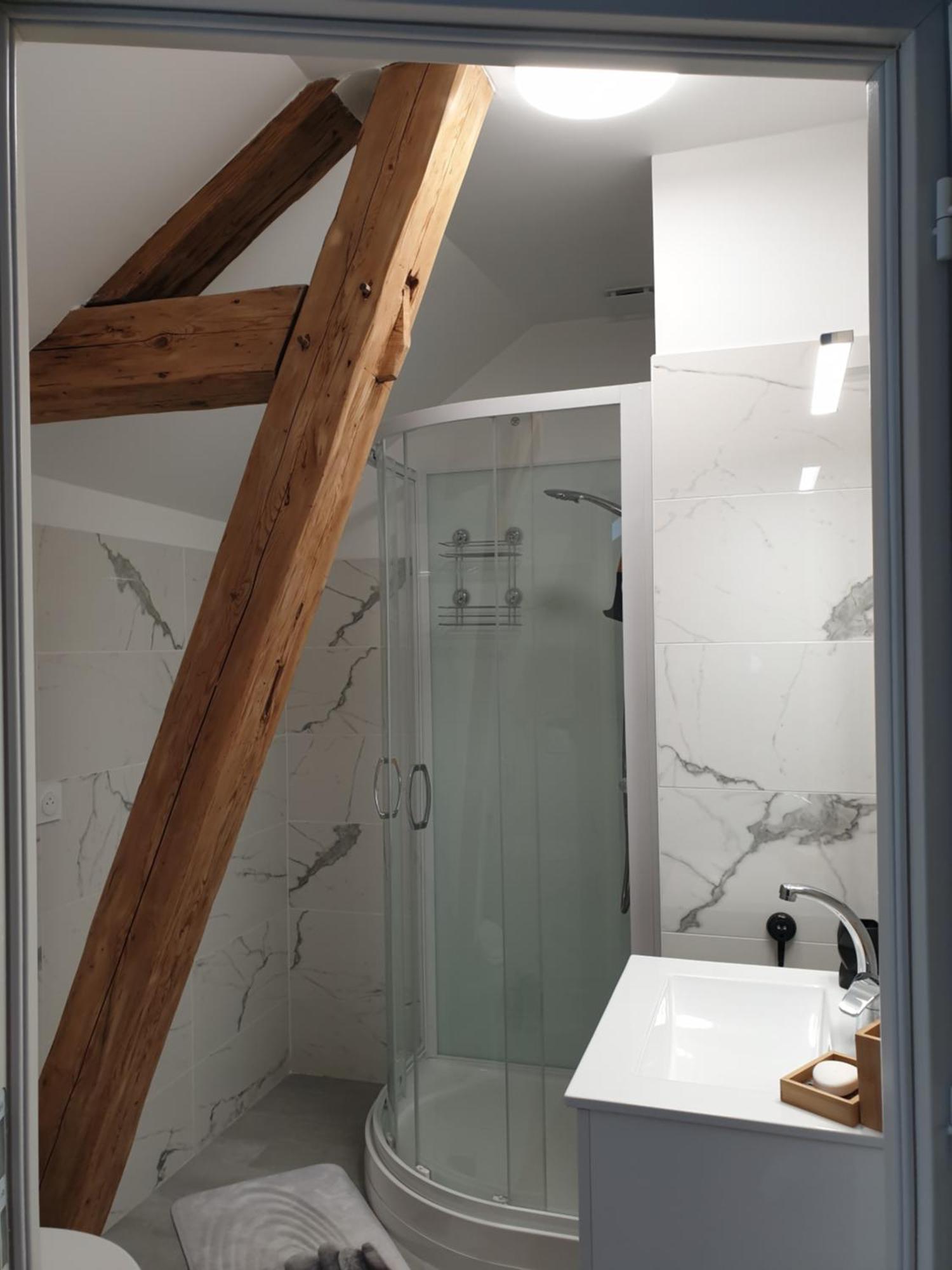 L 'Appartement Du Rocher Château-du-Loir Екстериор снимка