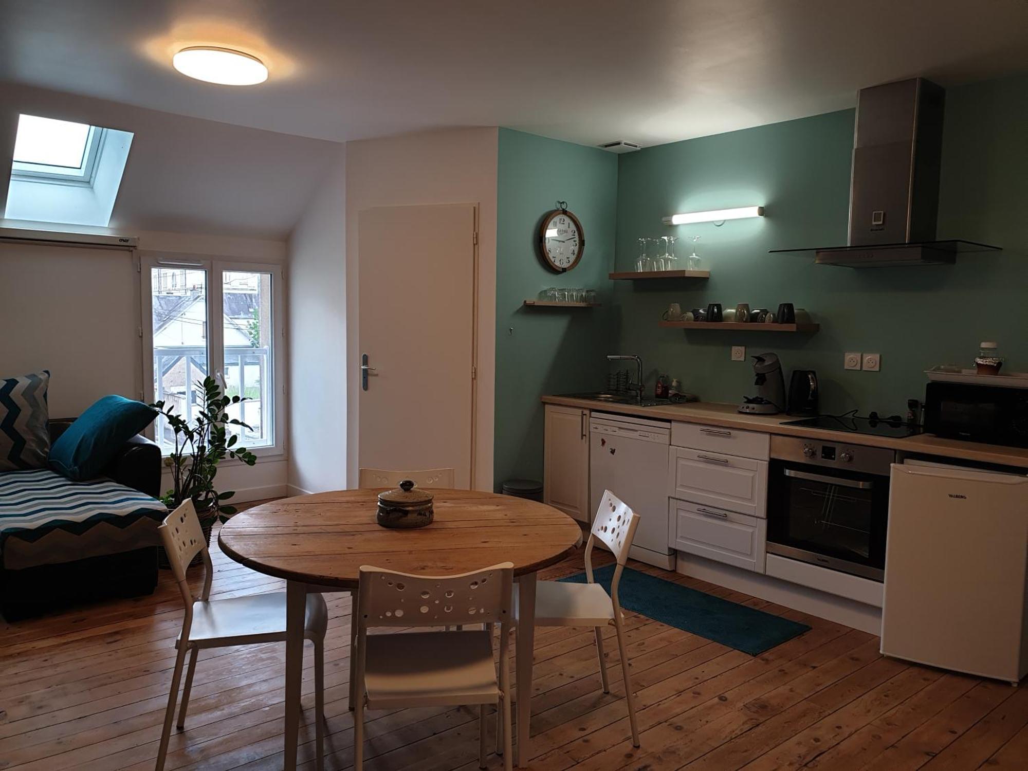 L 'Appartement Du Rocher Château-du-Loir Екстериор снимка